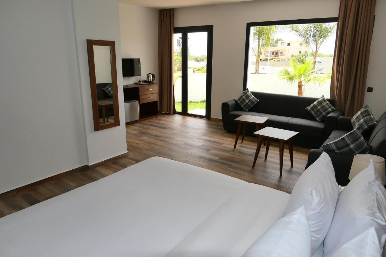 Hotel Corail De Cabo Cabo Negro Dış mekan fotoğraf